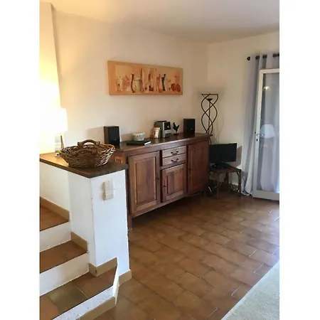 Maison 32 Comfortable Ferienhaus *